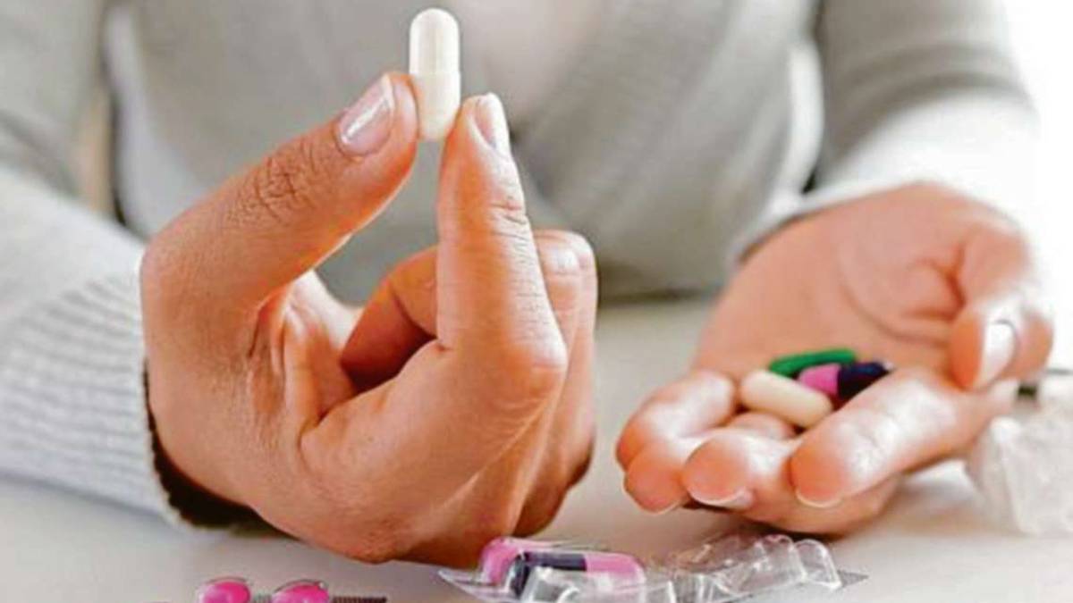 Il 54% degli italiani ricorre a farmaci senza il parere del medico