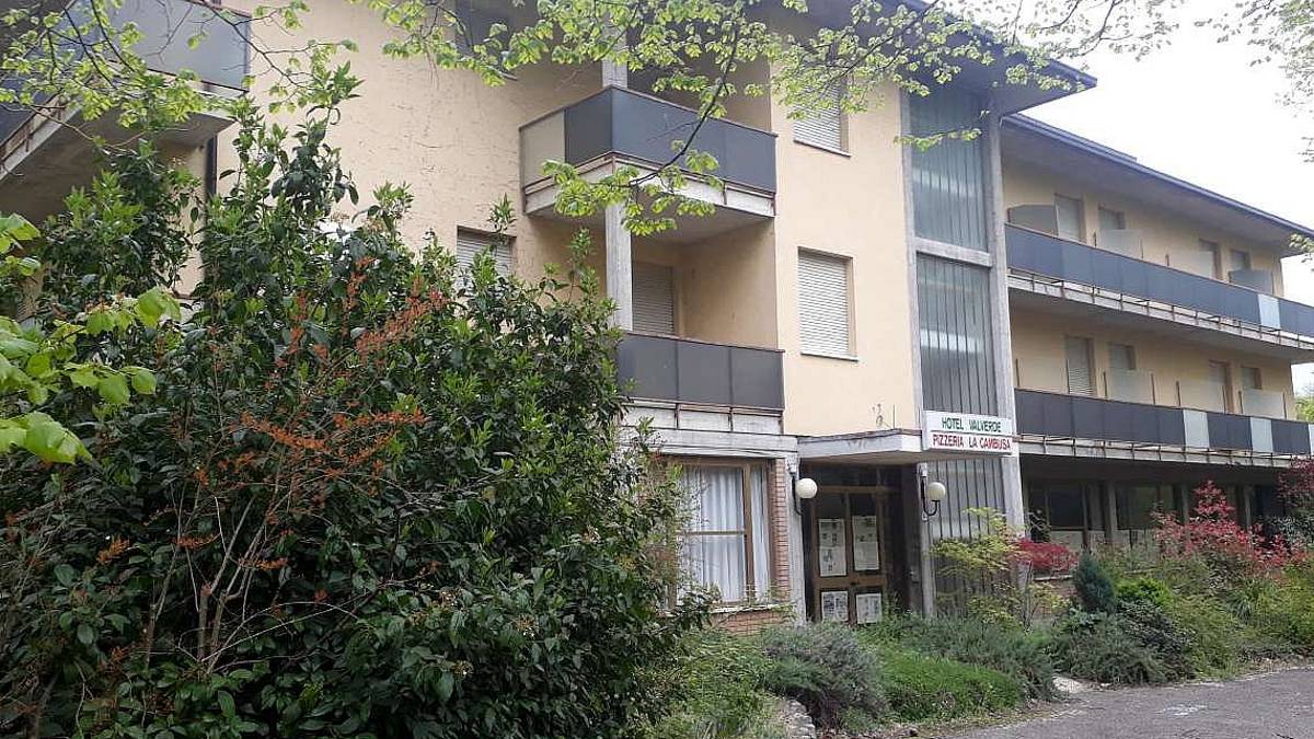 Brisighella, viaggio nelle Terme abbandonate. Due hotel all'asta