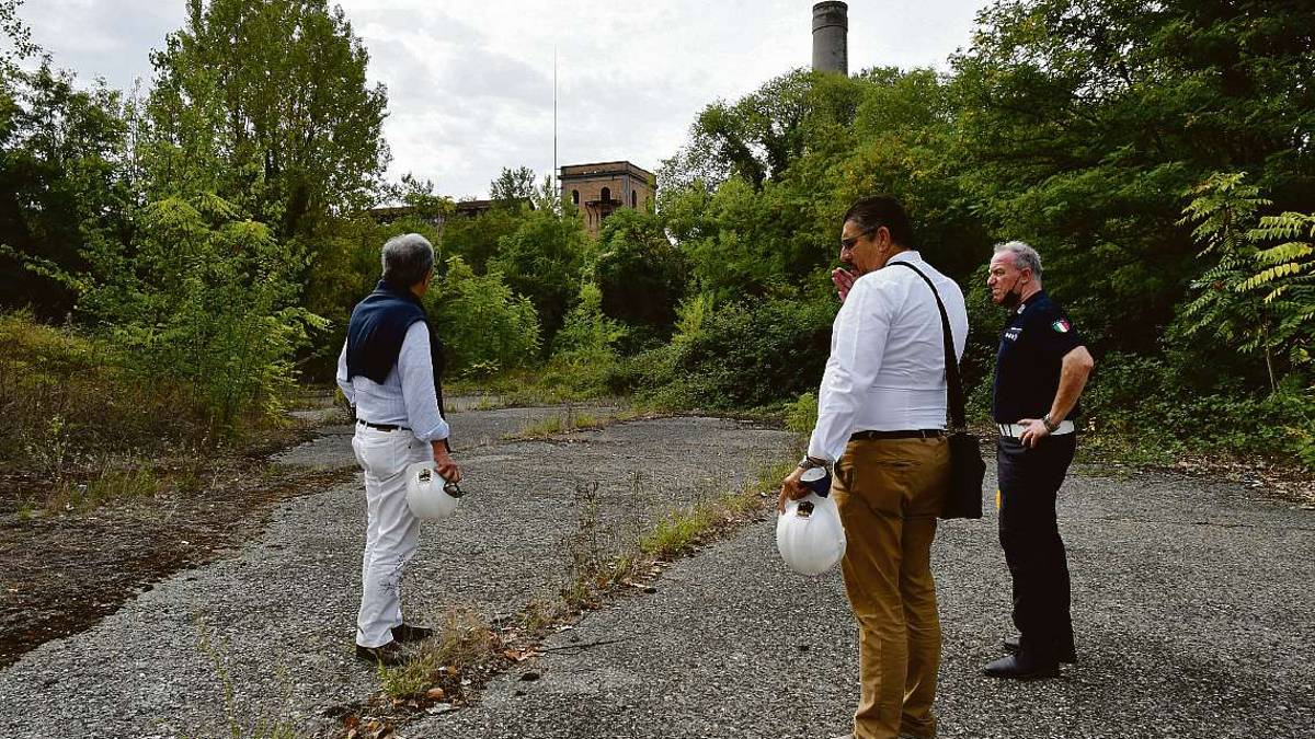 Forlì. Ex Eridania, si parte con la pulizia