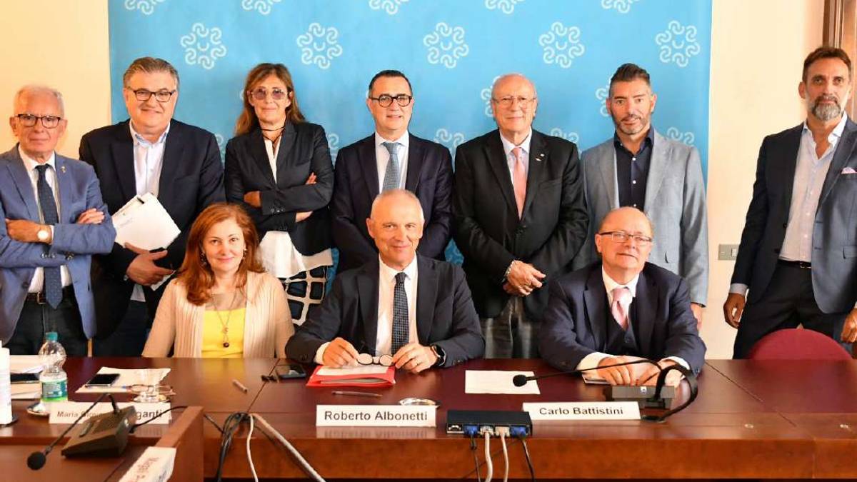 Forlì, la Camera di commercio divide ancora