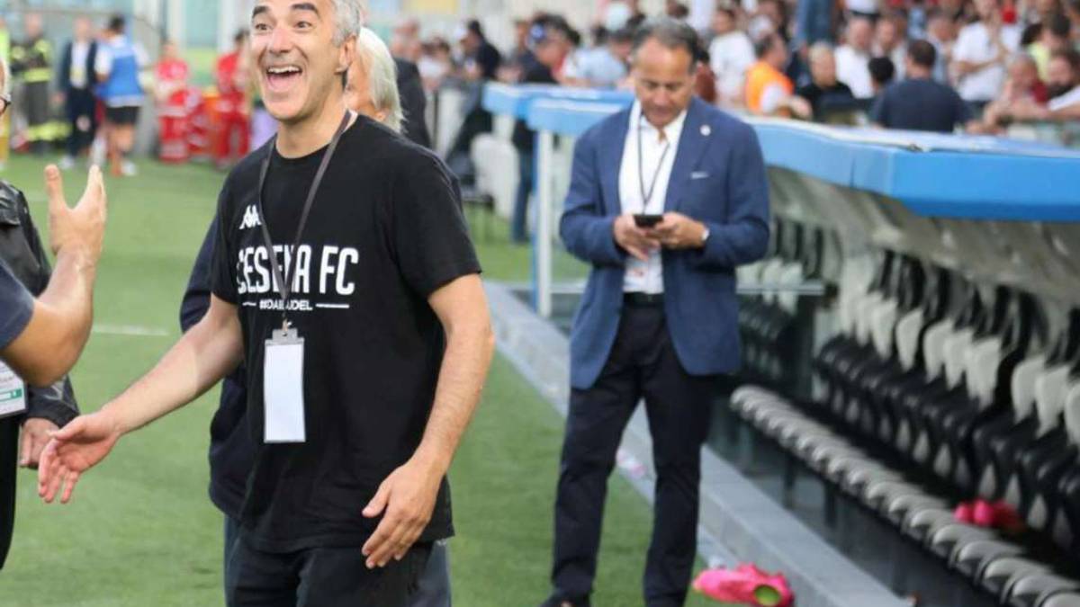 Calcio C, Caos a Cesena: Lewis si rivede in sede e da lunedì, se Aiello non interviene, inizierà a programmare con Artico
