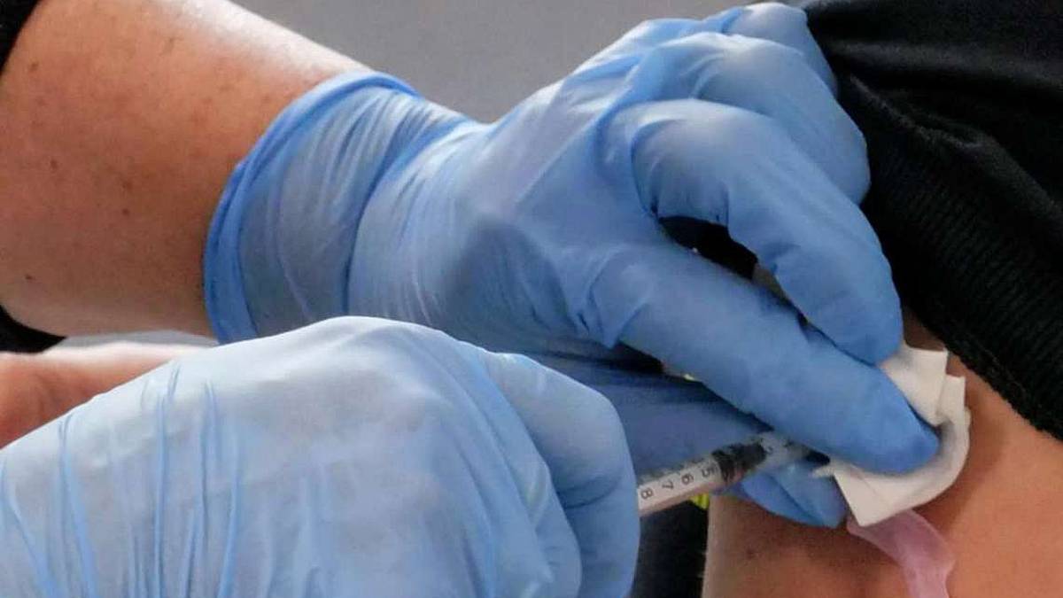 Niente vaccino: 67 lavoratori sospesi dall'Ausl Romagna