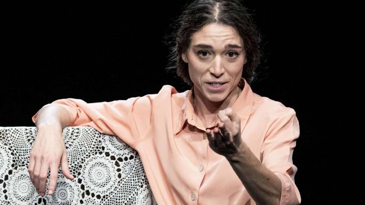 Benedetta Parisi in Funerale all'italiana a Gambettola
