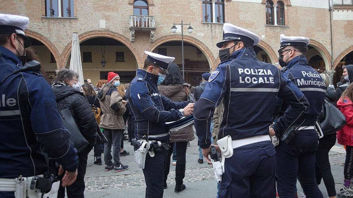 Ravenna, piazze ancora interdette alle manifestazioni. I 3V protestano
