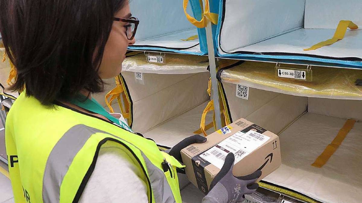 San Marino, il pacco di Amazon: Le consegne non arrivano