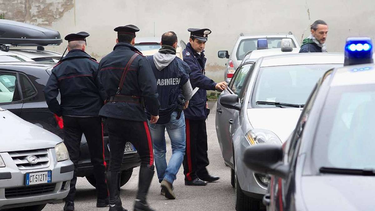 Ravenna, assenteista risarcisce lo stato con 11mila euro