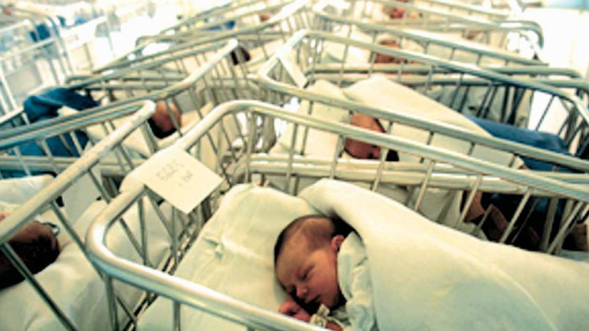 Cognome della mamma, gli imolesi restano freddi