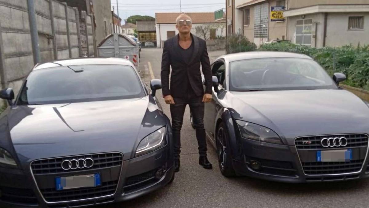 Russi: gli rigano l'auto, mette taglia di 4mila euro sul vandalo