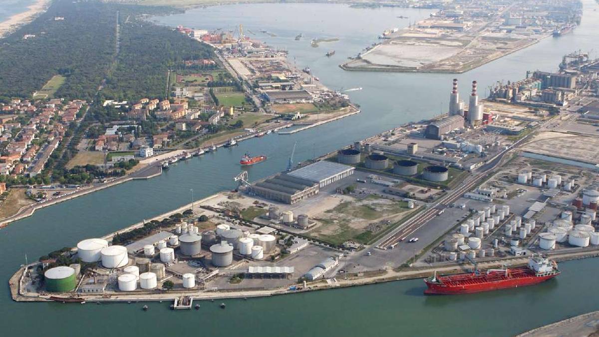 Porto. A Ravenna accelerano gli investimenti ma frena la zona logistica