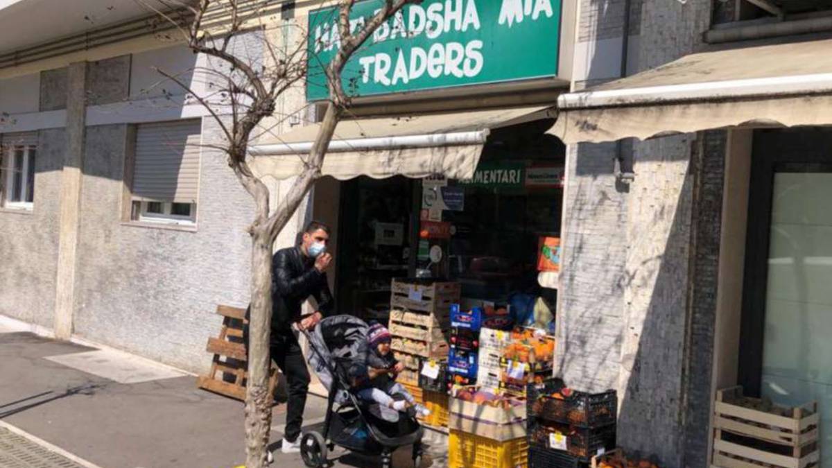 Cesena: lite sul prezzo, botte da orbi in negozio