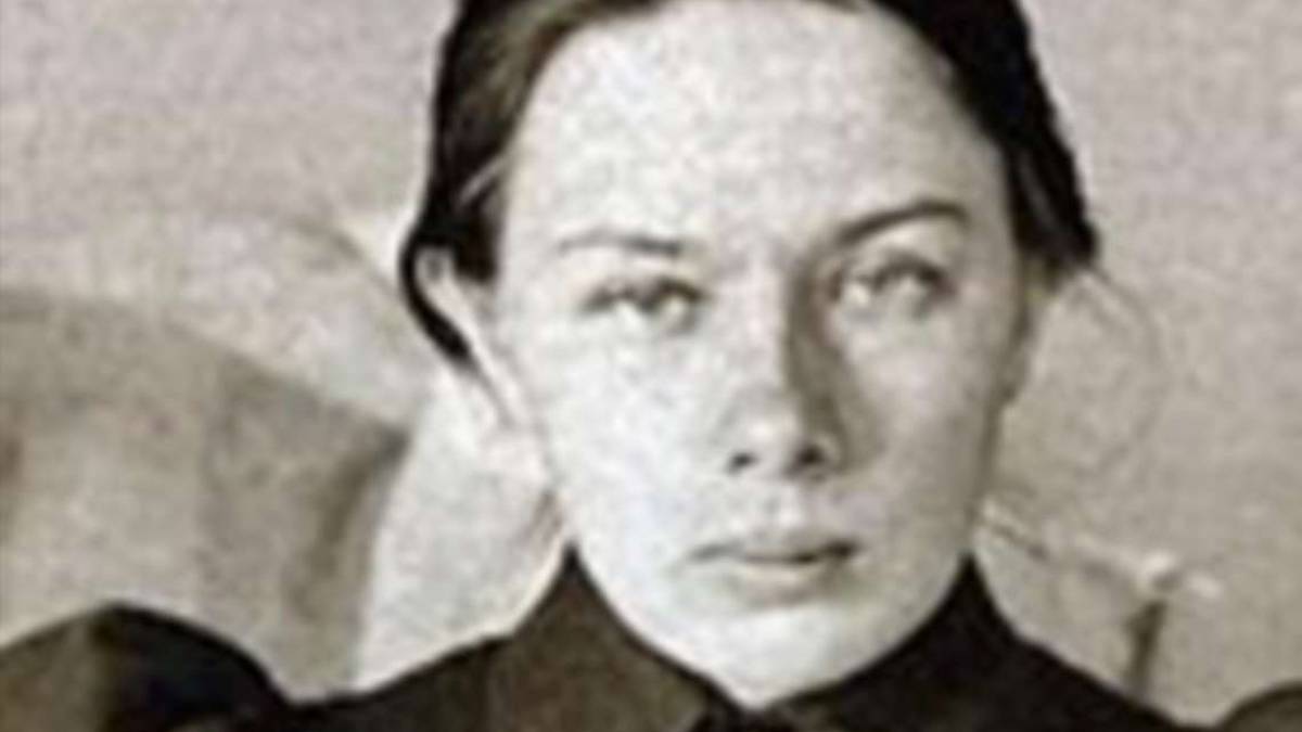 Ninchi e Siravo e le loro sedici donne Musa e getta