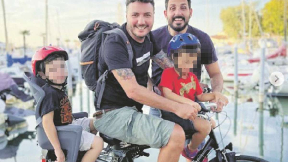 Rimini, la coppia gay: Ai nostri figli niente carta d'identità