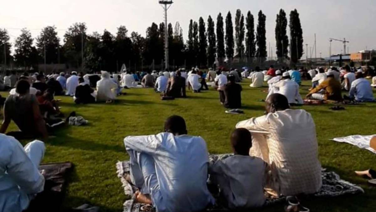 Festa del sacrificio all'aperto per la comunità islamica di Cesena