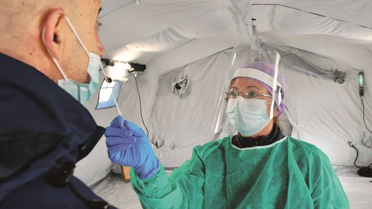 Covid: 105 nuovi contagi, picco senza precedenti