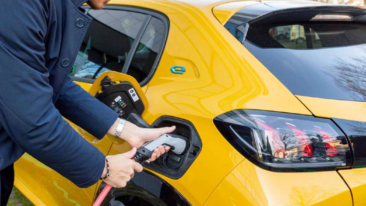 Ravenna, in un anno raddoppiato il numero di auto elettriche