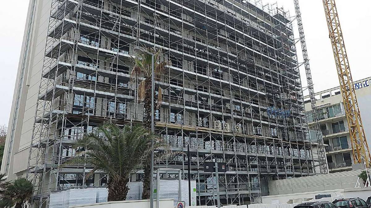Rimini, Natale in Riviera: il rialzo dei contagi congela le prenotazioni