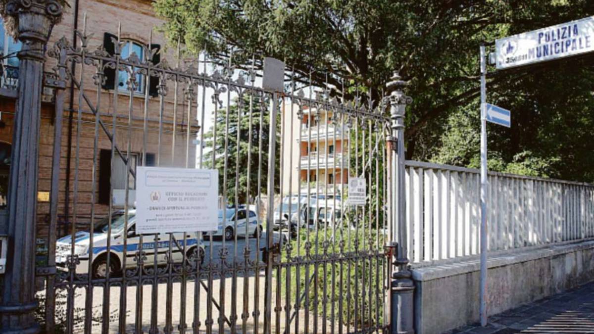 Cesena, ex comandante dei vigili strigliato anche dalla Corte dei Conti: il Comune gli chiede 66mila euro