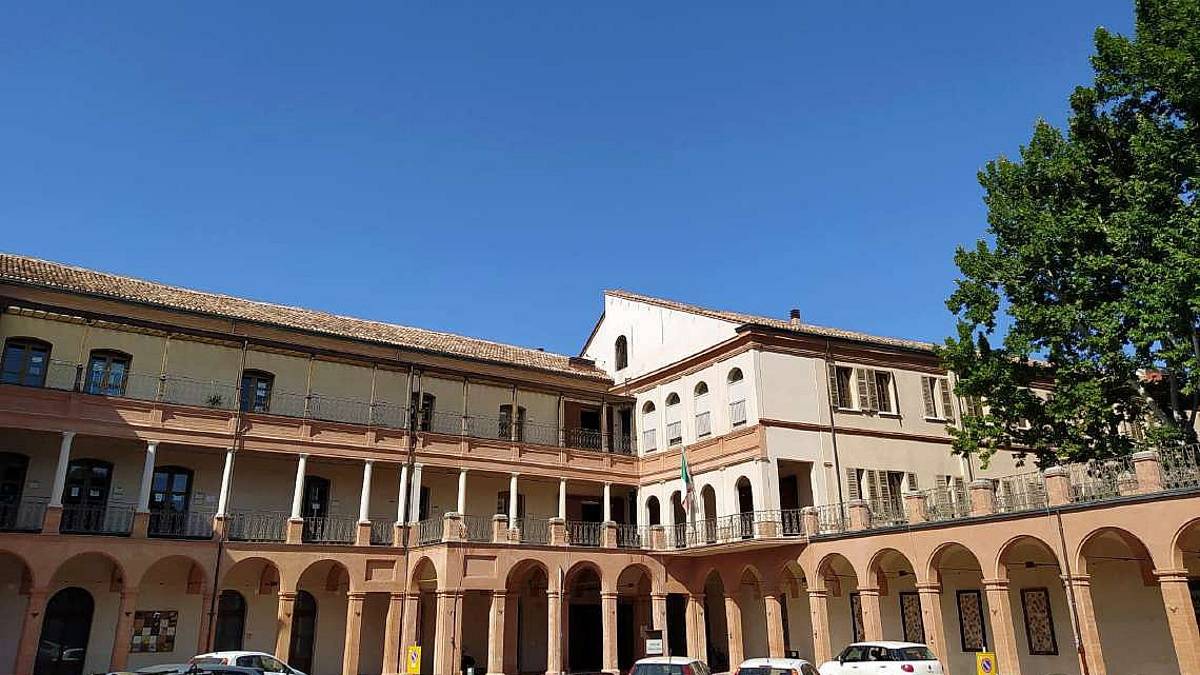 Faventia Sales, la diocesi lascia le quote