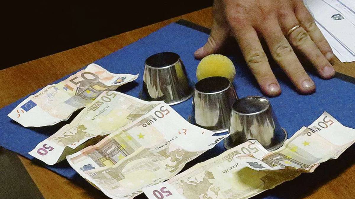 Rimini, prese i soldi dei pallinari: agente condannato