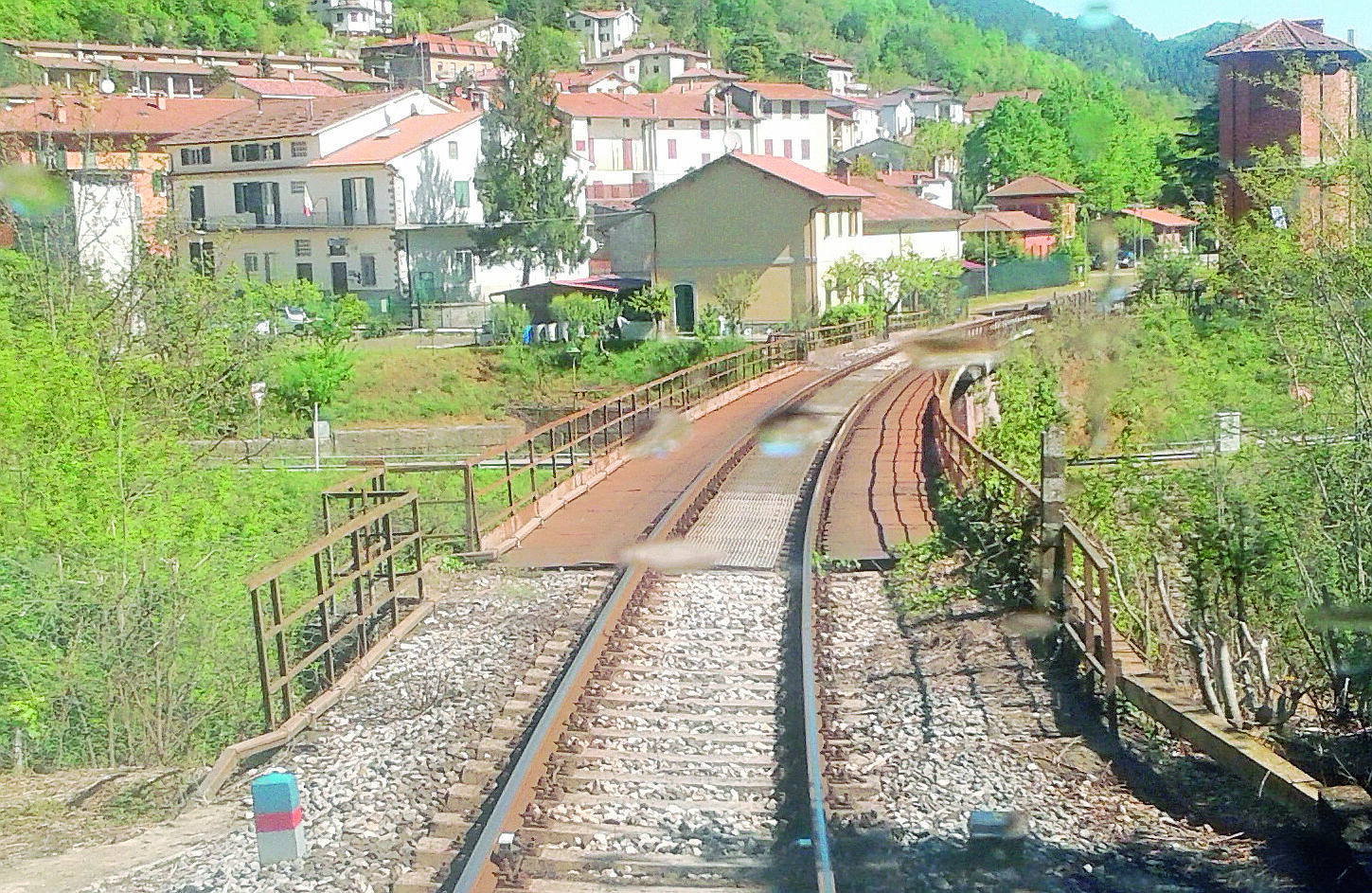 Ferrovia tra Faenza e Firenze interrotta per 20 giorni in estate per lavori