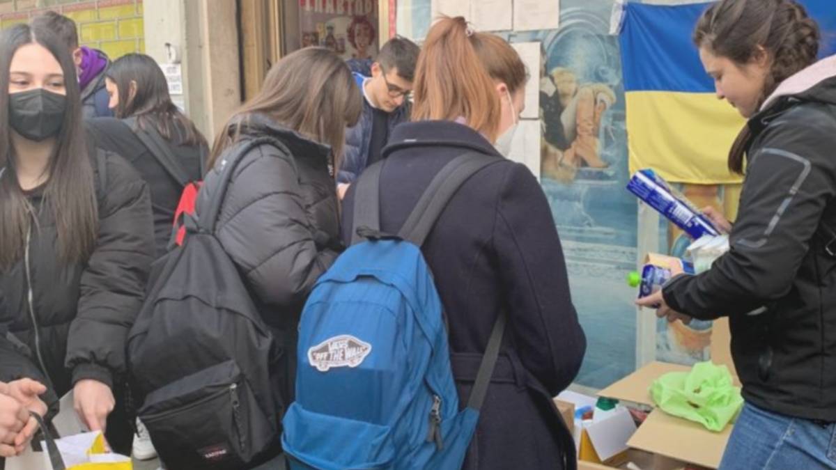 Cesena, guerra in Ucraina: scuole e studenti si mobilitano in tanti modi