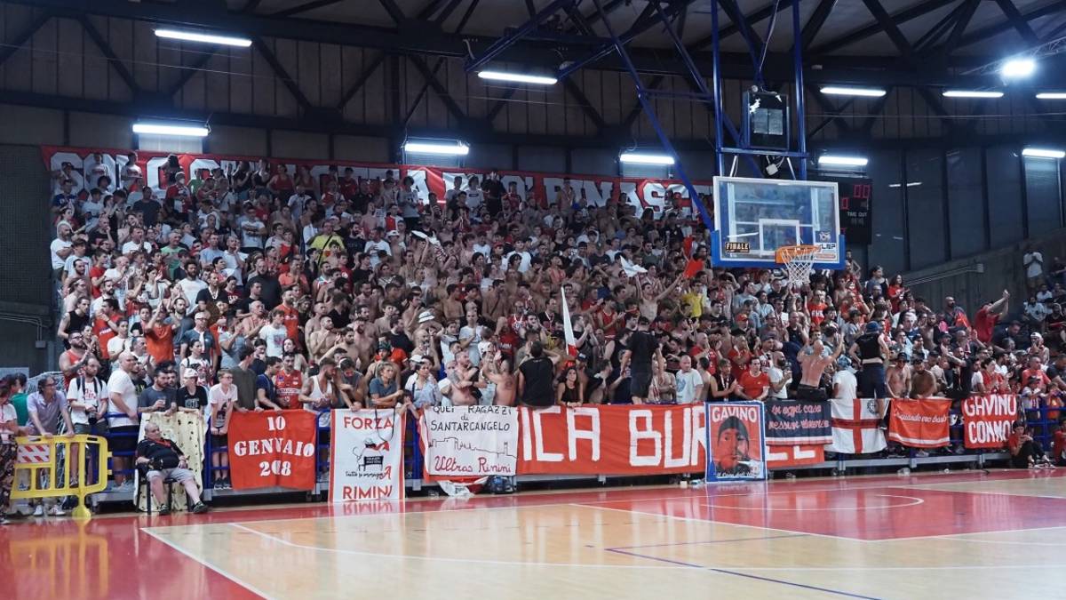 Basket B, biglietti per Rimini-Roseto gara4: ecco dove trovarli