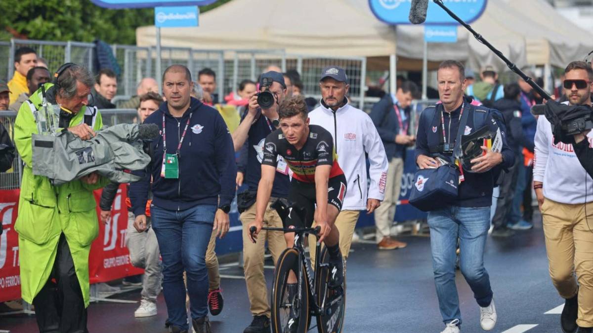 Giro d'Italia. Covid, si ritira Evenepoel: Sono davvero dispiaciuto