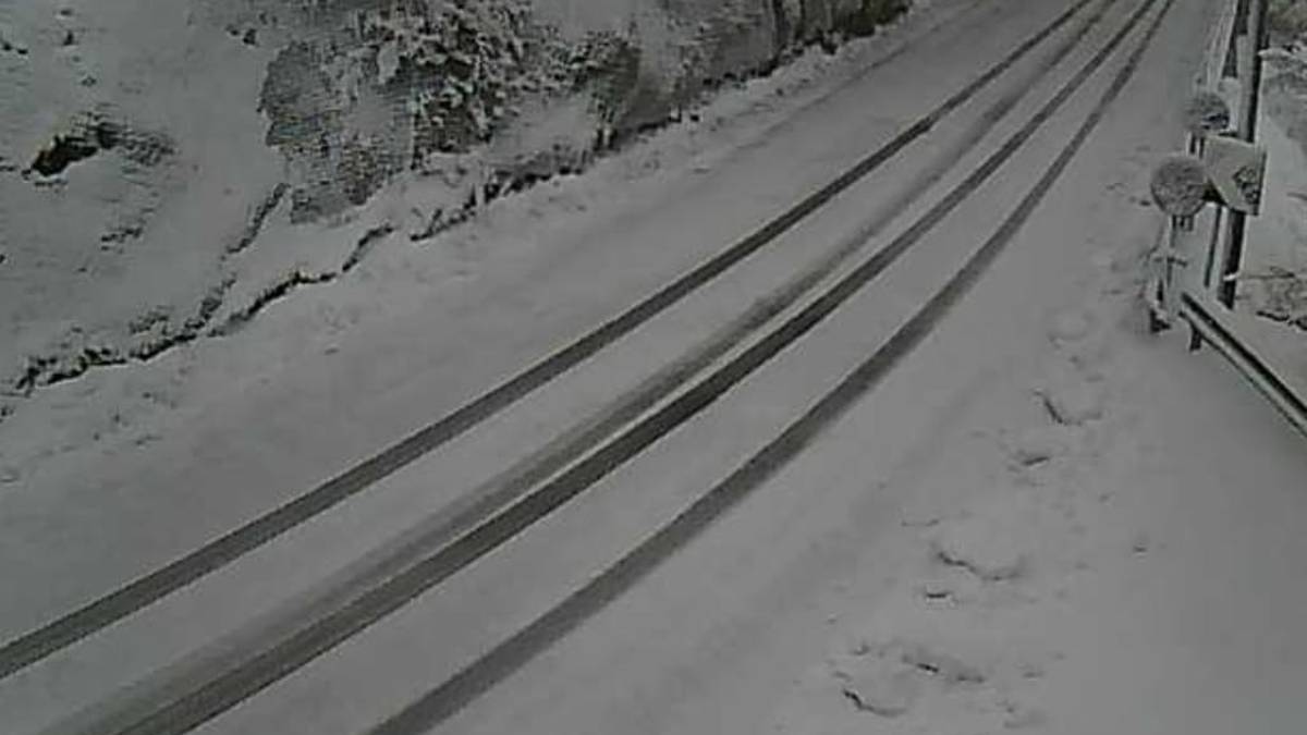 Neve sul Passo dei Mandrioli: Guidate con prudenza