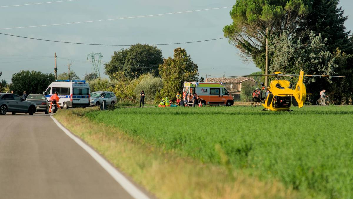 Ravenna, tragico incidente: muore ciclista di 74 anni