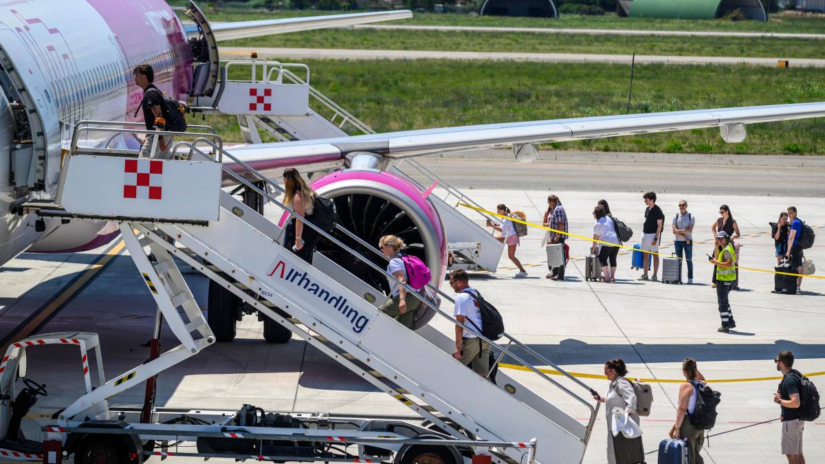 Rimini. Aeroporto Fellini, un agosto da record con oltre 115mila passeggeri