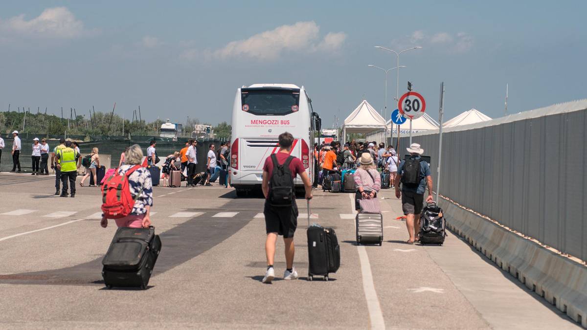 Ravenna, il grande caldo svuota gli alberghi: “Camere vuote a Ferragosto”