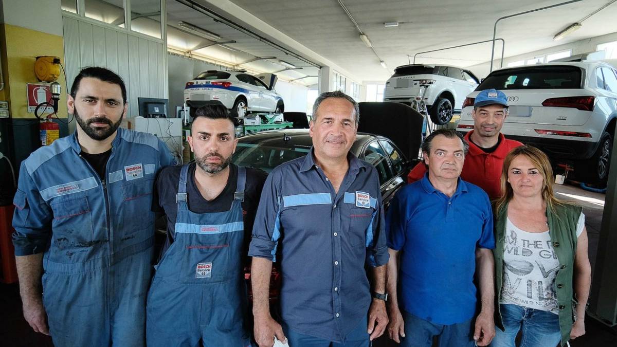 Il meccanico: Parco auto vecchio. Le macchine nuove arrivano dopo un anno