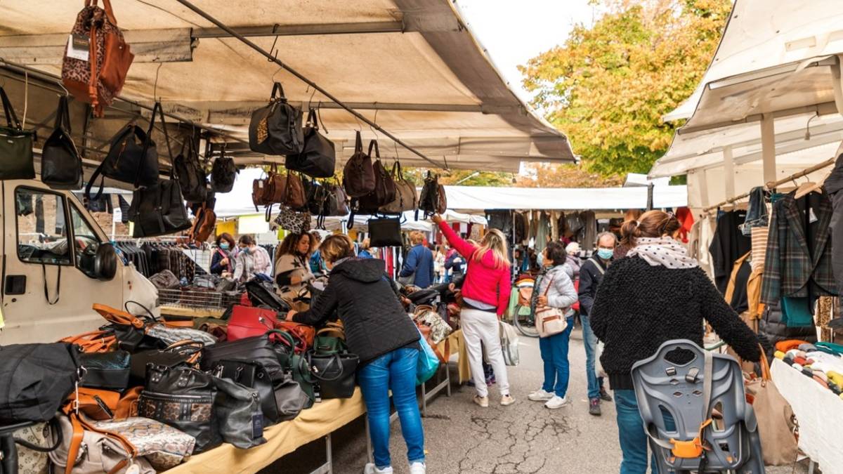Cesena, mercato straordinario in piazza domenica 27 novembre