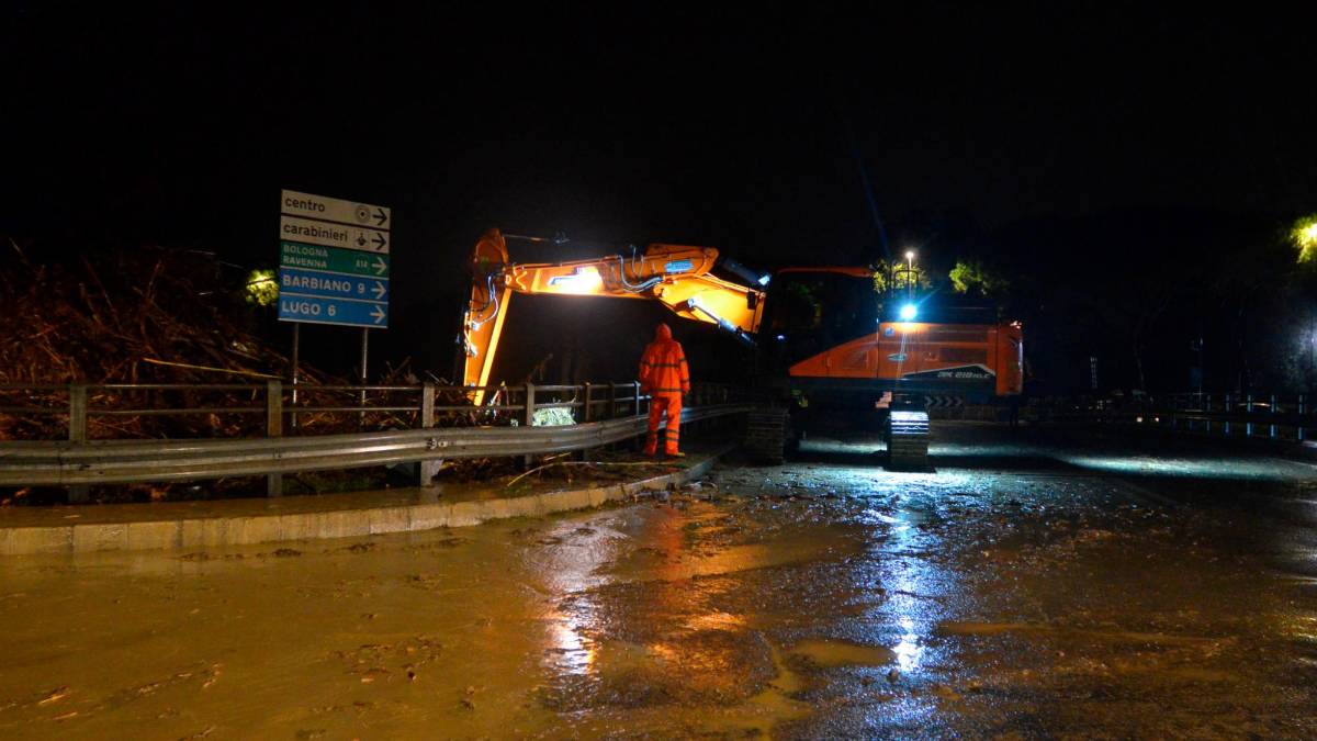 Maltempo in Romagna, nuovo allarme: tracimazioni di Senio e Lamone anche a Cotignola e Traversara di Bagnacavallo