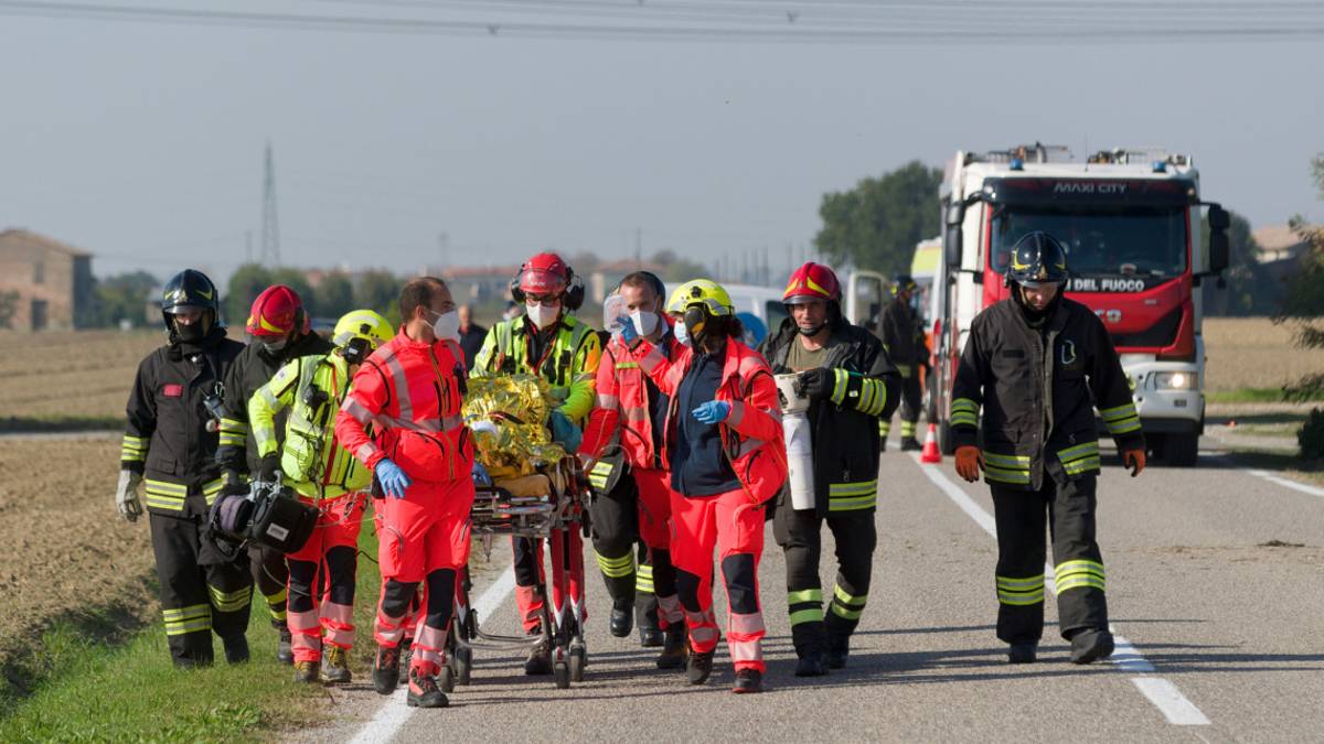 Ravenna, incendio in cucina: ustioni al volto per una donna di 92 anni