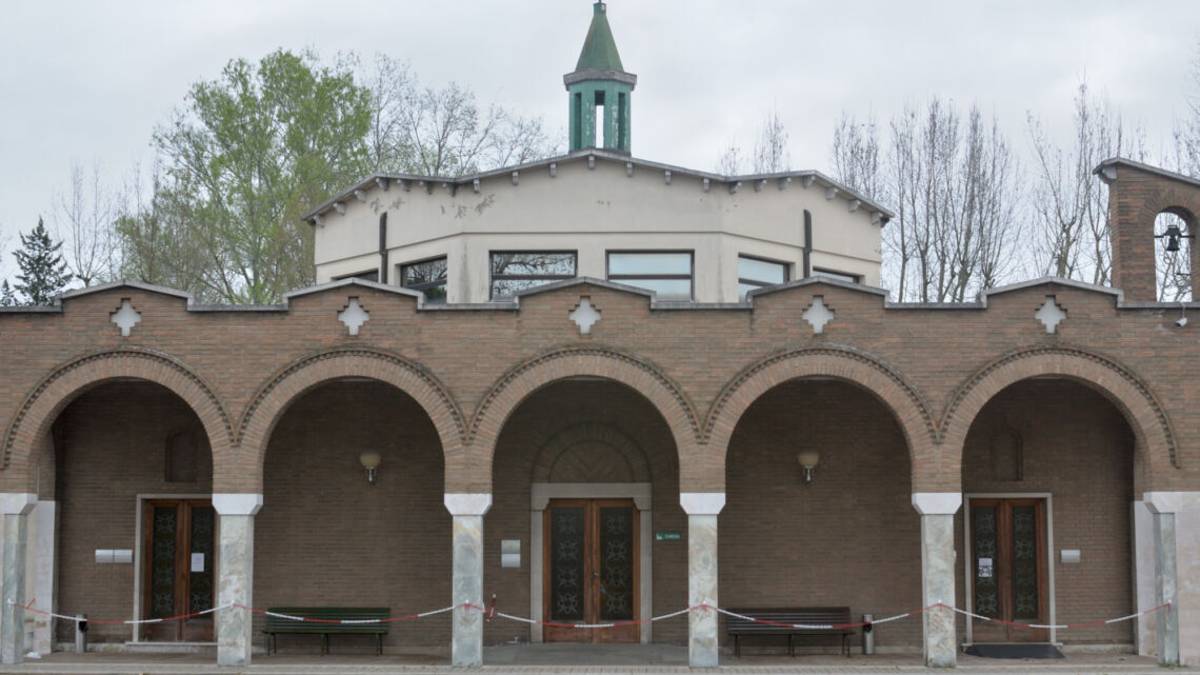 Ravenna, rubata la cassetta delle offerte all'obitorio