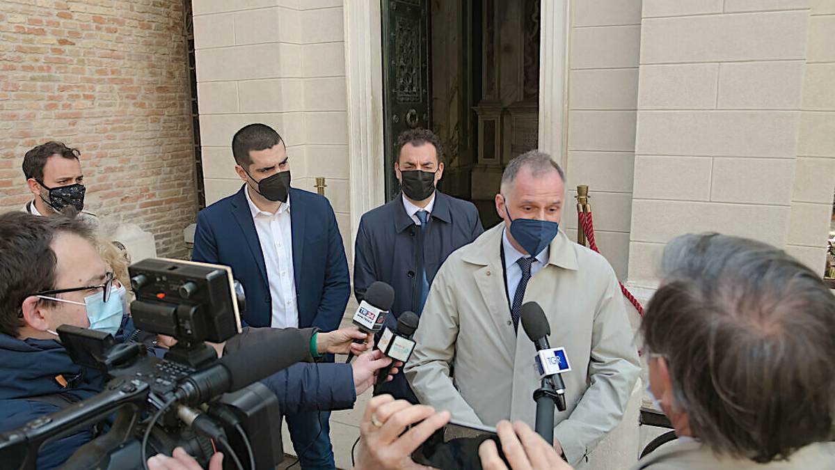 Ravenna, il sindaco: Niente tosap anche nel 2021 per ripartire