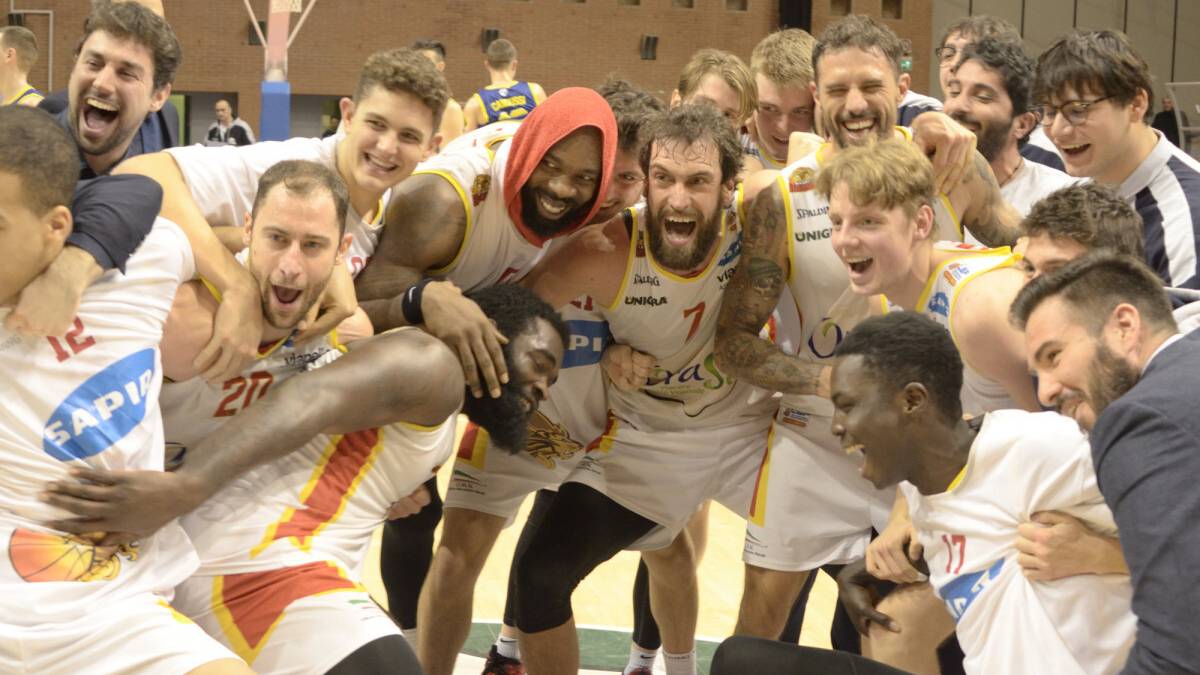 Basket, la capolista OraSì dilaga contro Imola (92-68)
