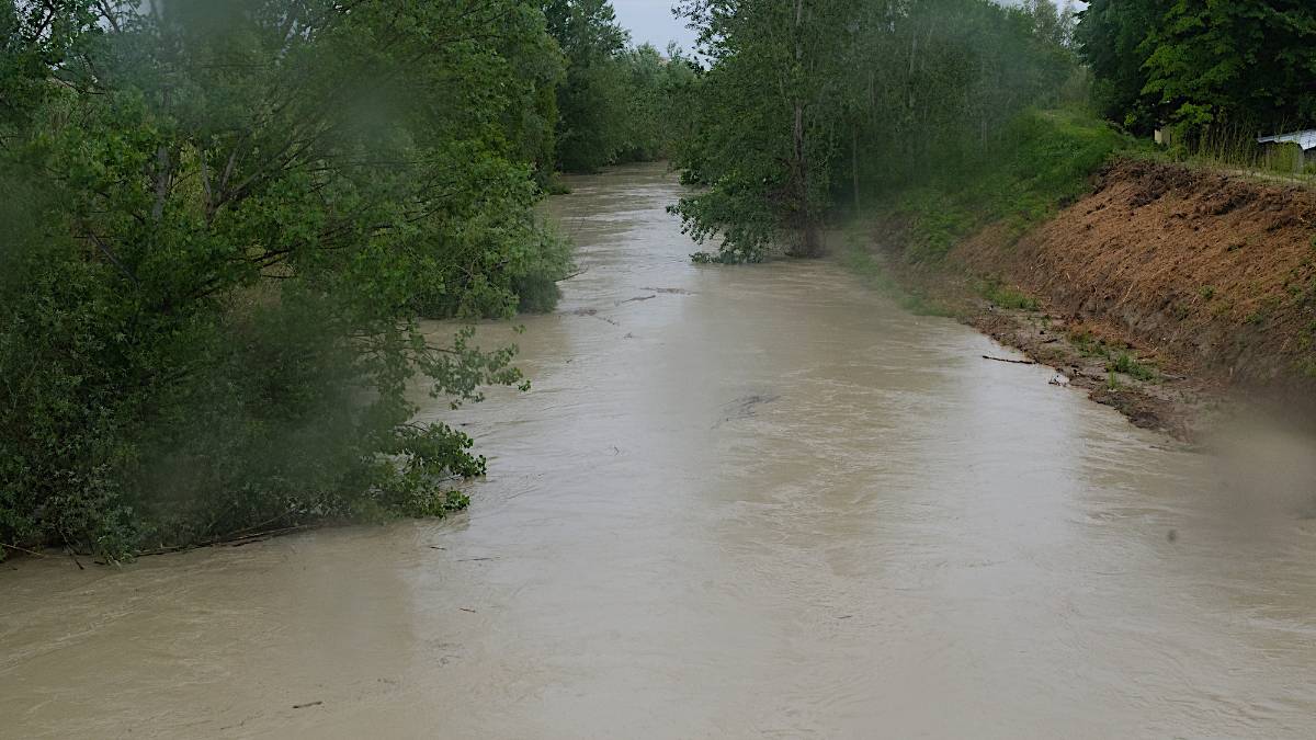 Maltempo Ravenna, il Comune: Evacuare frazioni e case sugli argini di Savio, Ronco e Montone