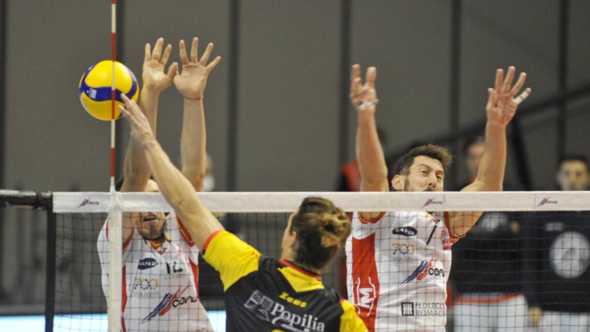Volley Superlega, la Consar in Calabria per alzare lo sguardo