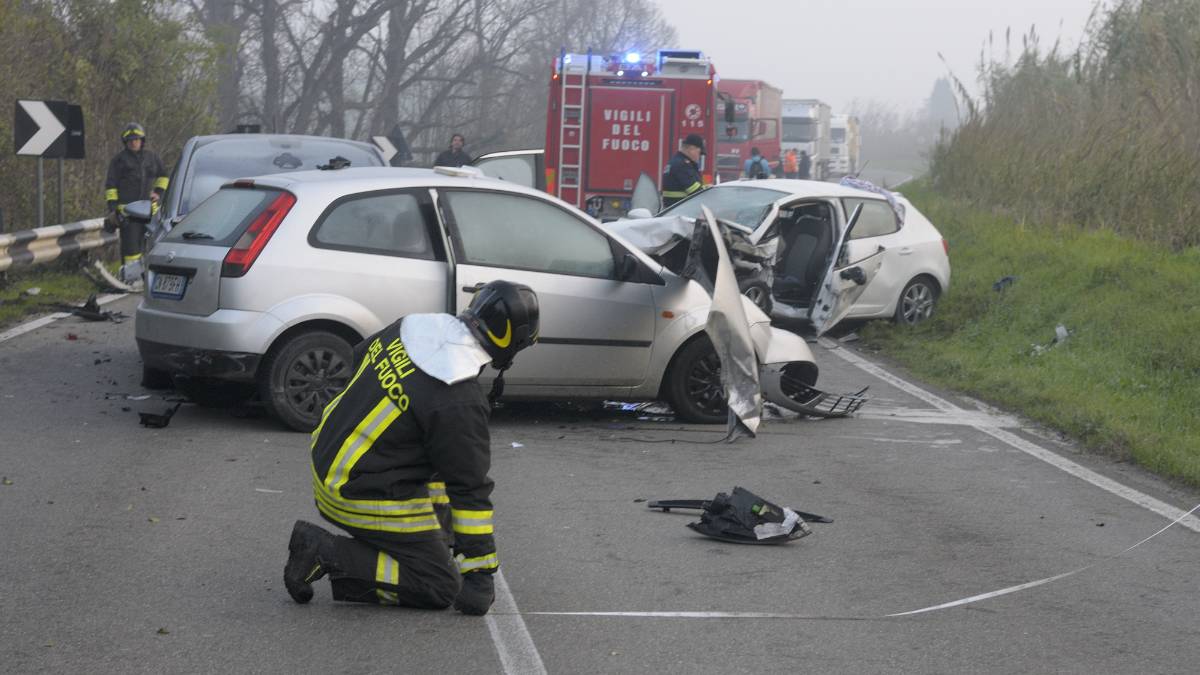 Ravenna, incidente sulla Ravegnana. Muore donna di 35 anni