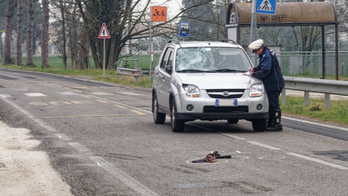 Ravenna, altro tragico incidente stradale. Muore pensionato investito a Carraie