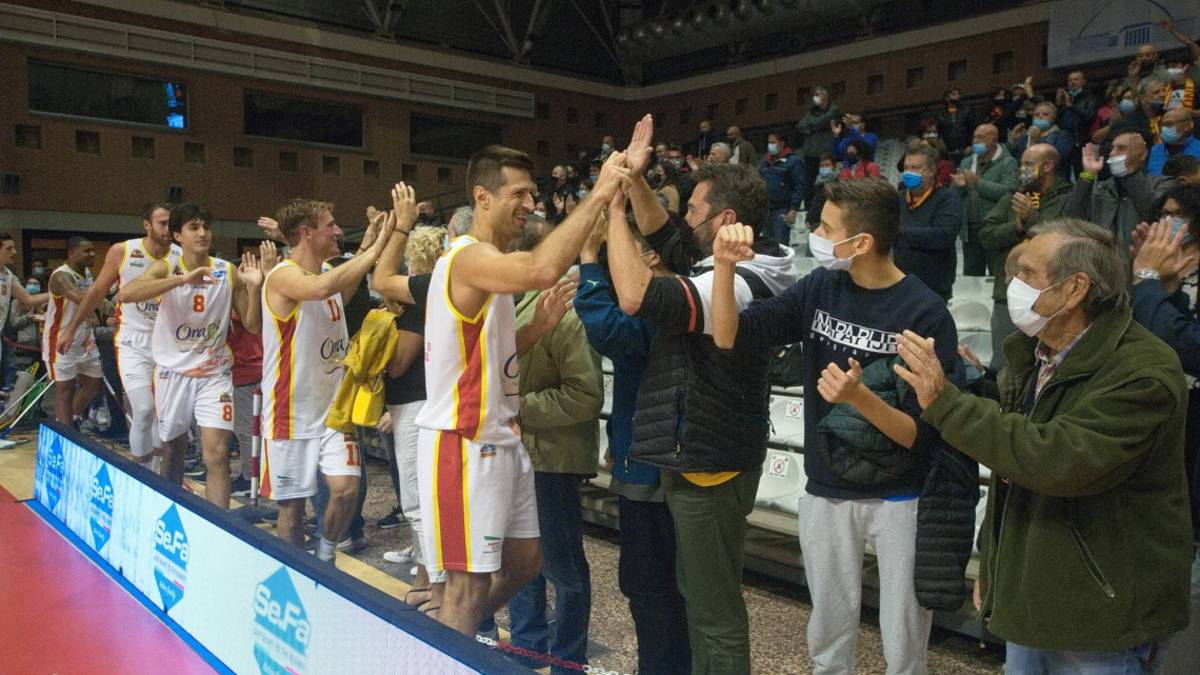 Basket A2, le immagini di OraSì-Latina 75-66