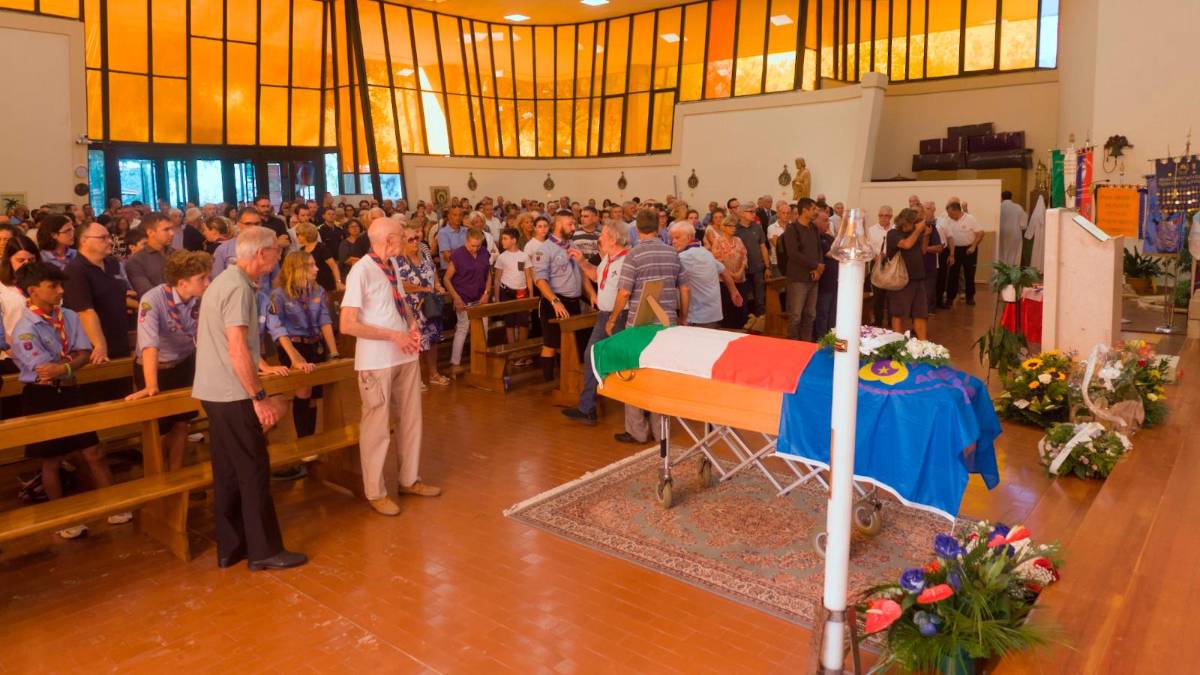 Ravenna, una folla per l’addio a Temporin