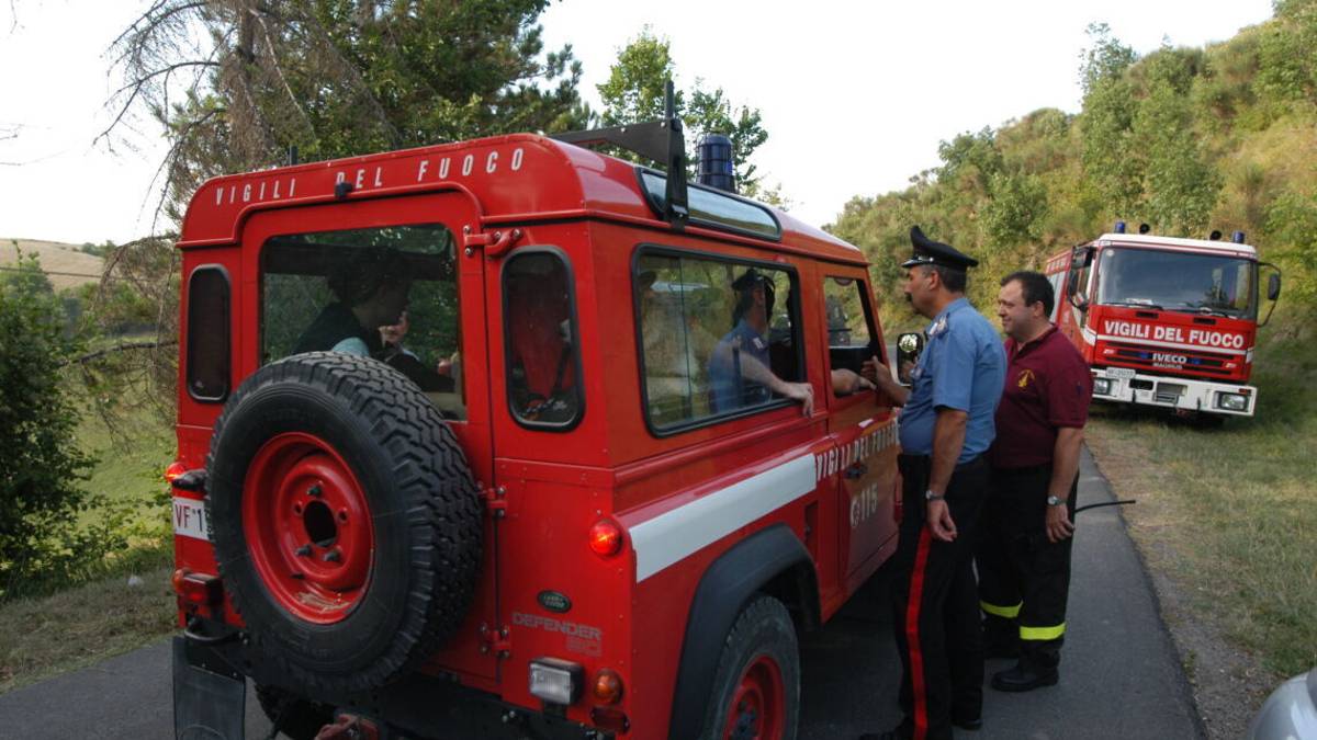 Finisce in una trappola di fango a Borghi: cavallo abbattuto