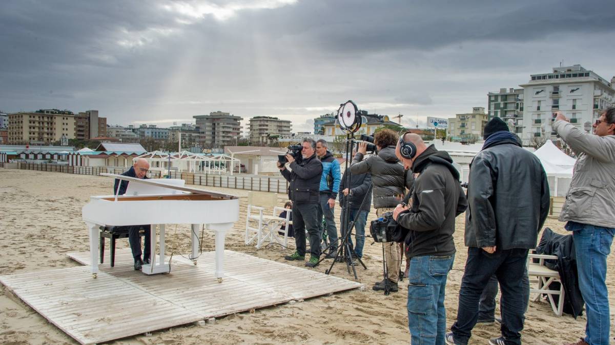 Linea Verde Life a Riccione tra atmosfere felliniane e mare d'inverno