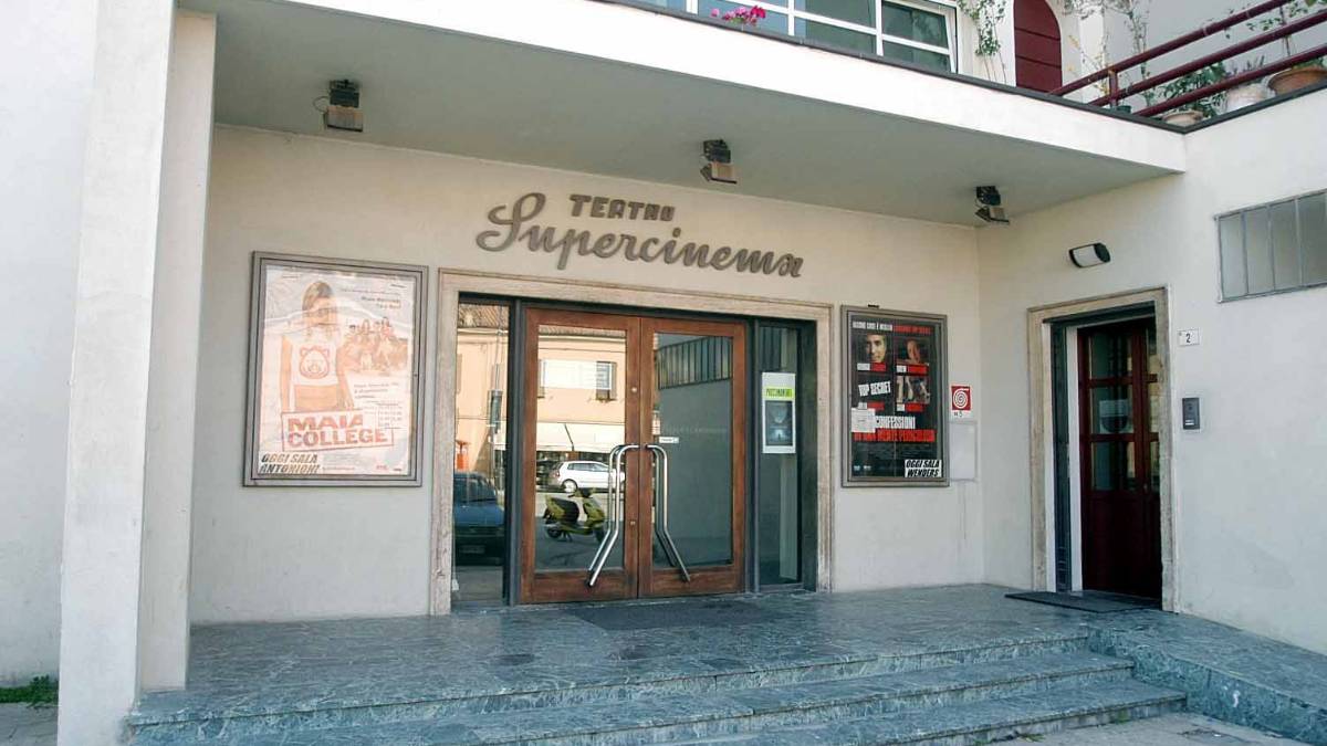 Santarcangelo, il Supercinema riduce subito la capienza del 50%: Venite in sicurezza