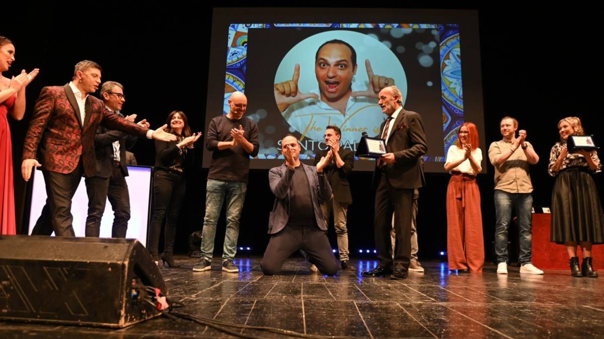 Faenza, al Masini sfida tra comici per la finalissima del Premio Alberto Sordi