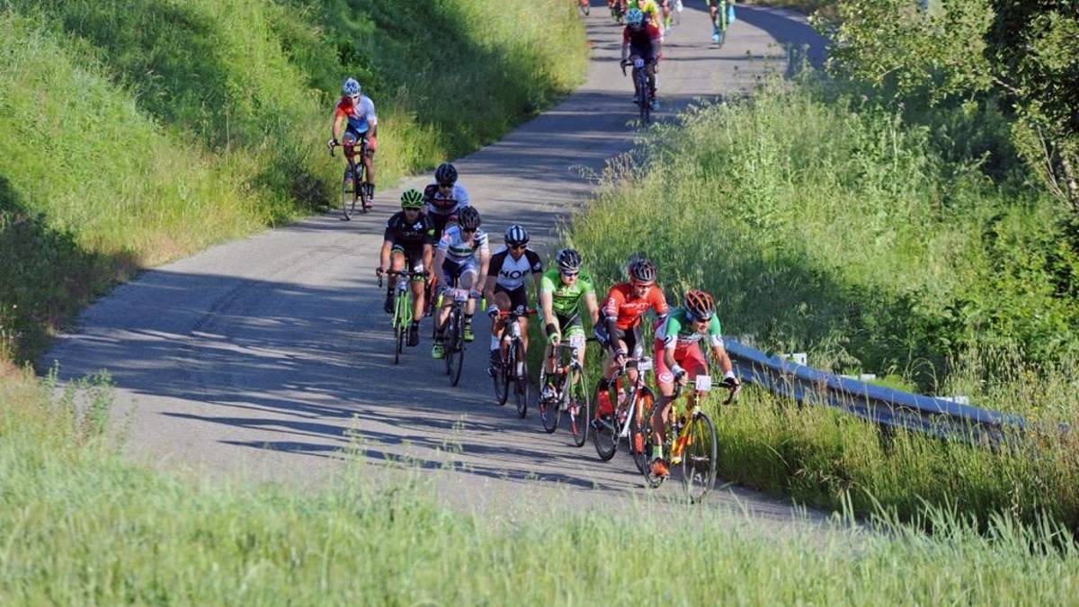 Ciclismo, esauriti in un lampo 10.000 pettorali per la Nove Colli