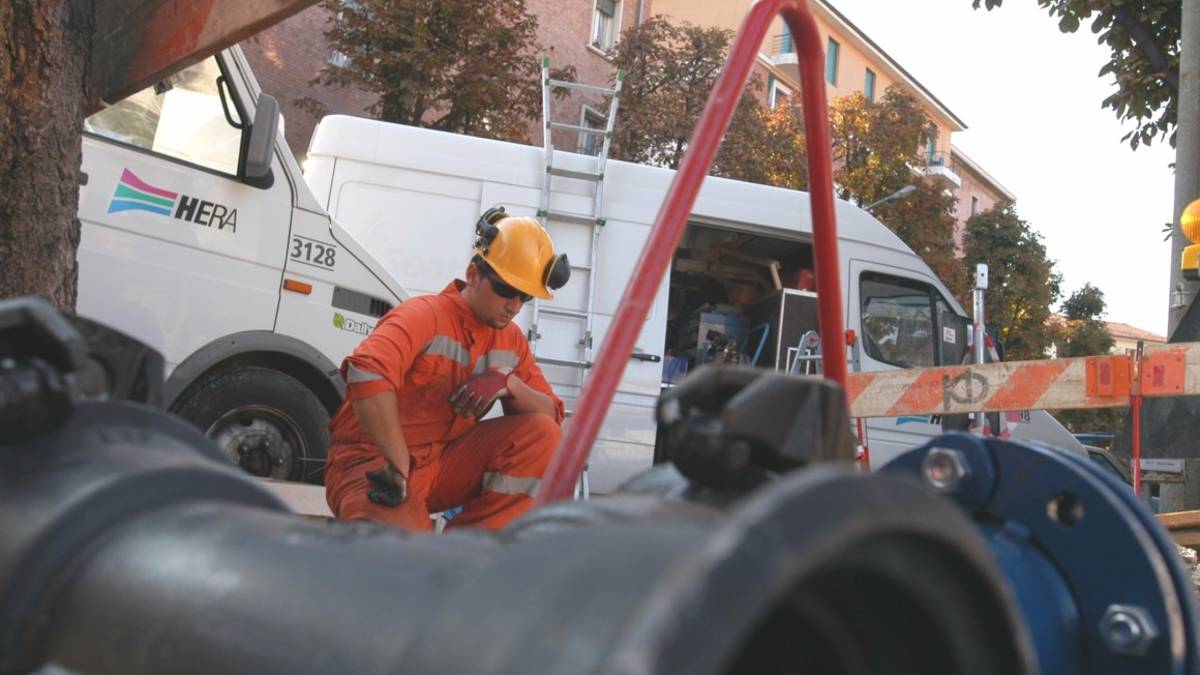 Cattolica, dal 13 aprile interventi Hera sulla rete fognaria in via Andrea Costa